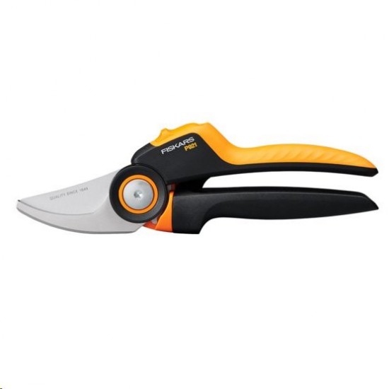 Záhradné nožnice Fiskars PowerGear X M P921 Záhradné nožnice Fiskars PowerGear X M P921